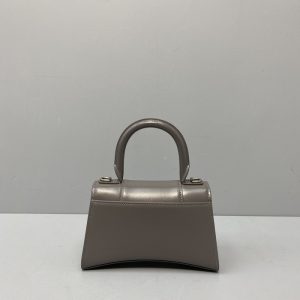 YUPOO-Balen-Hourglas-7716