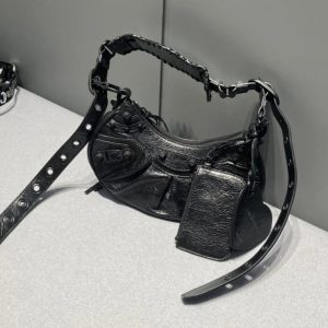 YUPOO-Balenciag-Le-Cagole-bag-A720