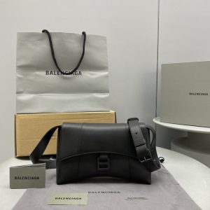 YUPOO-mini-92724-Hourglass-crossbody-bag-68FF