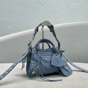 balenciaga-classic-town-bag
