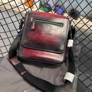 Berluti-Tote-bag-with-stylish-features-Burgundy-01A