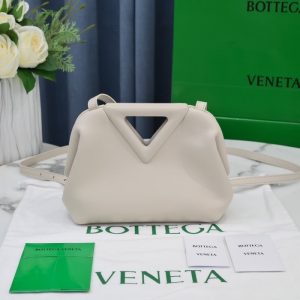 Bottega-Veneta-Tote-Bag-Beige-01A
