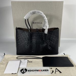 Bottega-Veneta-Tote-Bag-Black-01A