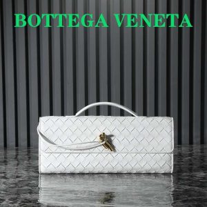 Bottega-Veneta-Tote-bag-with-sleek-design-White-01A