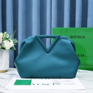 Bottega-Veneta-Tote-style-100-Blue-01A
