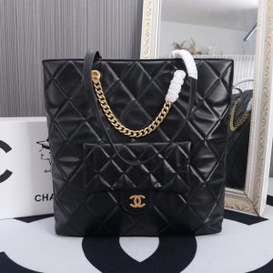 chanel_crossbody_bag_small