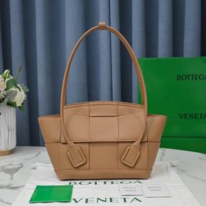 Bottega-Veneta-Tote-style-16-Tan-01A