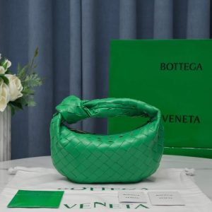Bottega-Veneta-Tote-style-34-Green-01A