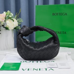 Bottega-Veneta-Tote-style-38-Black-01A