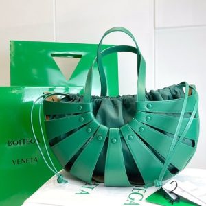 Bottega-Veneta-Tote-style-73-Green-01A