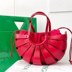 Bottega-Veneta-Tote-style-76-Red-01A