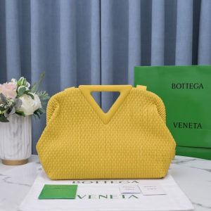 Bottega-Veneta-Tote-style-86-Beige-01A