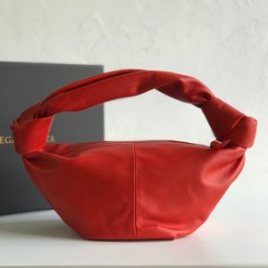 Bottega-Veneta-Tote-with-distinctive-features-Red-01A