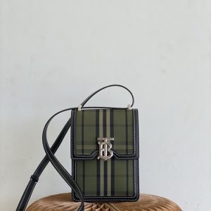 Burberry-BurberryRobin-color-36A