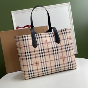 Burberry-Checked-Tote-with-Leather-Trim-Beige-01A