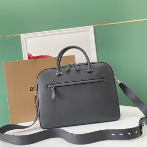Burberry-Structured-Tote-Black-01A