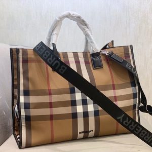 Burberry-Stylish-Tote-with-classic-traits-Tan-01A