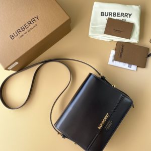 Burberry-Tote-Bag-with-Stylish-Features-Black-01A-7