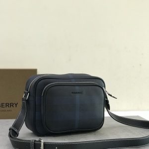 Burberry-Tote-Bag-with-Stylish-Traits-Navy-01A