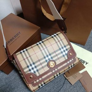 Burberry-Tote-bag-with-classic-design-traits-Brown-01A