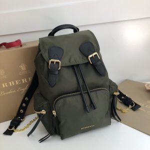 Burberry-Tote-bag-with-functional-features-Green-01A