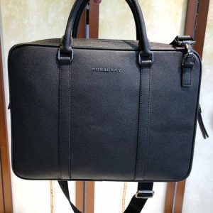 Burberry-Tote-bag-with-structured-design-Black-01A