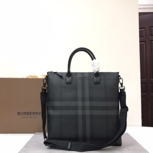 Burberry-Tote-bag-with-structured-design-Grey-01A