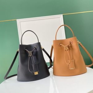 Burberry-Tote-bag-with-stylish-features-Brown-01A-9