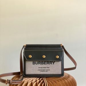 Burberry-Tote-bag-with-stylish-traits-Black-01A