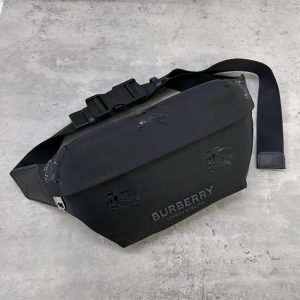 Burberry-Tote-bag-with-stylish-traits-Black-01A-2