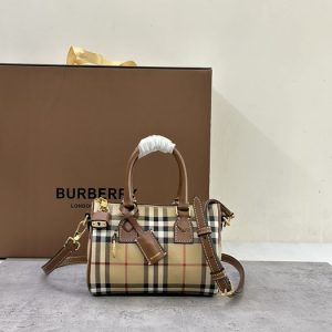 Burberry-Tote-style-102-Beige-01A