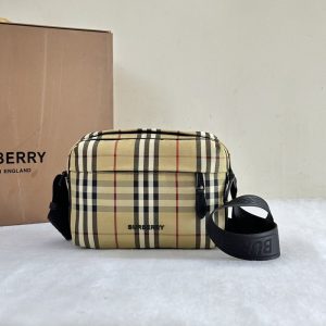 Burberry-Tote-style-57-Beige-01A