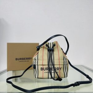 Burberry-Tote-style-99-Beige-01A