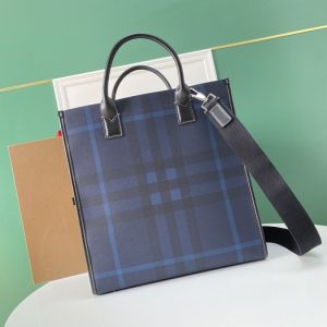 Burberry-Tote-with-sleek-design-features-Navy-01A