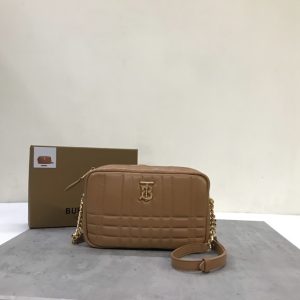 Burberry-Tote-with-stylish-features-Tan-01A
