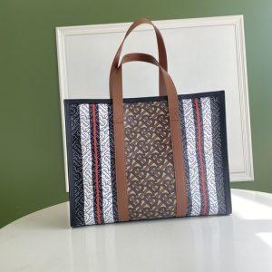 Burberry-Tote-with-unique-pattern-and-texture-Brown-01A
