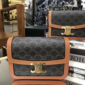 Celine-Tote-bag-with-stylish-features-Navy-01A-2