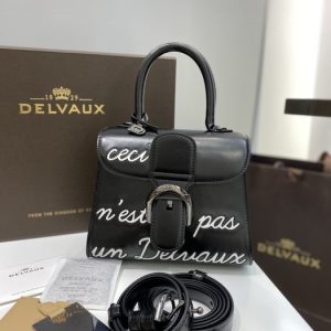 Delvaux-Tote-Blue-01A