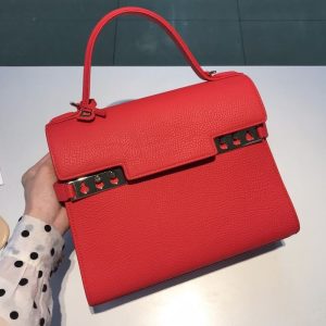 Delvaux-Tote-bag-with-elegant-features-Red-01A
