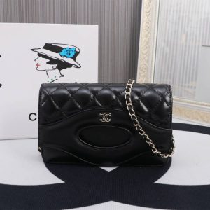 chanel_mini_square_bag