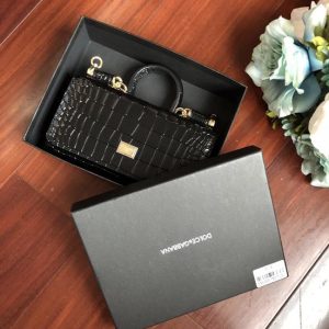 DolceGabbana-Tote-Bag-with-Stylish-Features-Black-01A-2