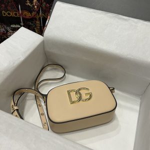 DolceGabbana-Tote-bag-with-sleek-design-Beige-01A