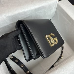 DolceGabbana-Tote-bag-with-stylish-features-Black-01A