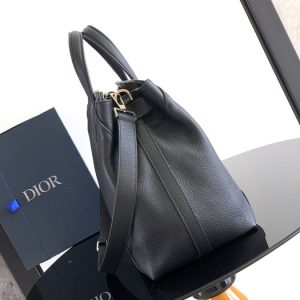 Dior-Classic-Tote-Black-01A