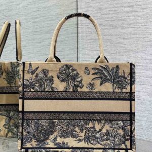 Dior-Elegant-Tote-Beige-01A-2