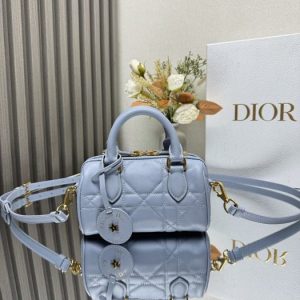Dior-Tote-Bag-Blue-01A