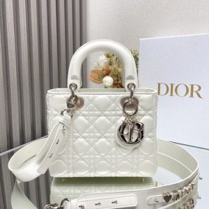 Dior-Tote-Bag-White-01A-2