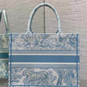 Dior-Tote-Bag-with-Artistic-Design-Blue-01A