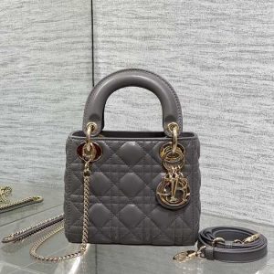 Dior-Tote-bag-with-classic-design-traits-Grey-01A