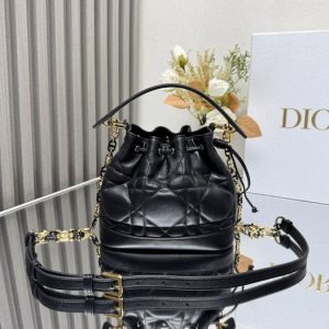 Dior-Tote-bag-with-elegant-design-Black-01A-4